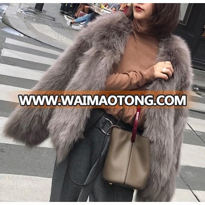 YR773A Women Winter Classic Style Real Fox Belly Fur Coat